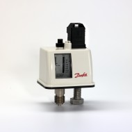 DANFOSS 017B0066 — Реле давления BCP4L, диапазон настройки уставки 1-10 бар, дифференциал 0,45 бар, присоединение G 1/2 017B0066